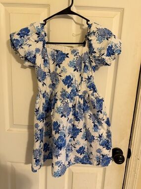 art class White Dress with Blue Floral Print and Puff Sleeves